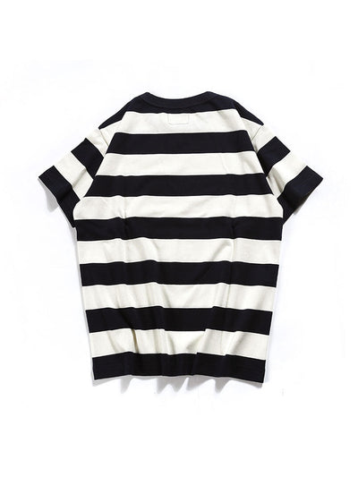 Camiseta de cuello redondo a rayas para hombre