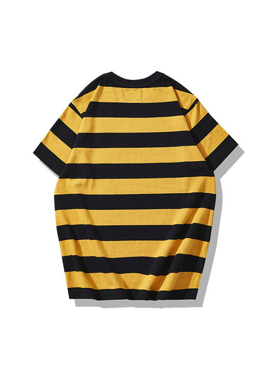 Camiseta de cuello redondo a rayas para hombre