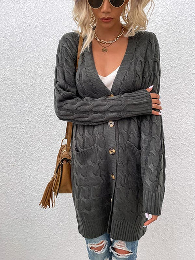 Cardigan en tricot à grandes poches et boutons sur le devant 