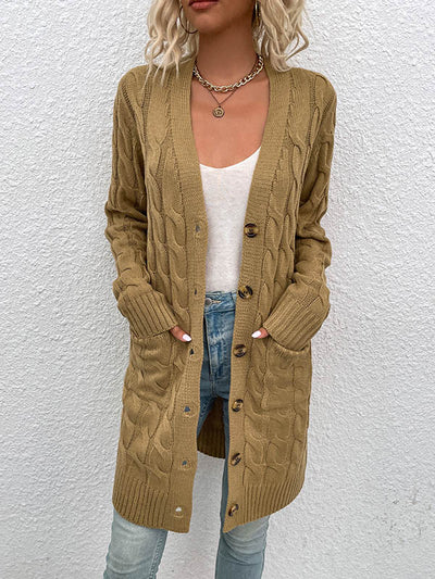 Cardigan en tricot à grandes poches et boutons sur le devant 