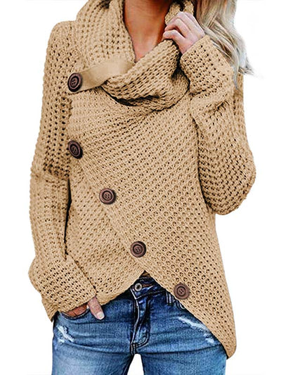 Pull à col roulé et boutons