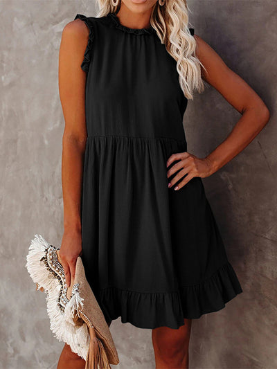 Mini-robe à volants sans manches