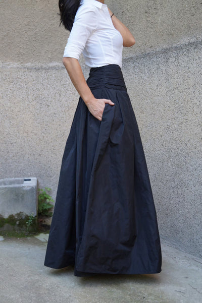 Classic Long Maxi Taffeta Skirt