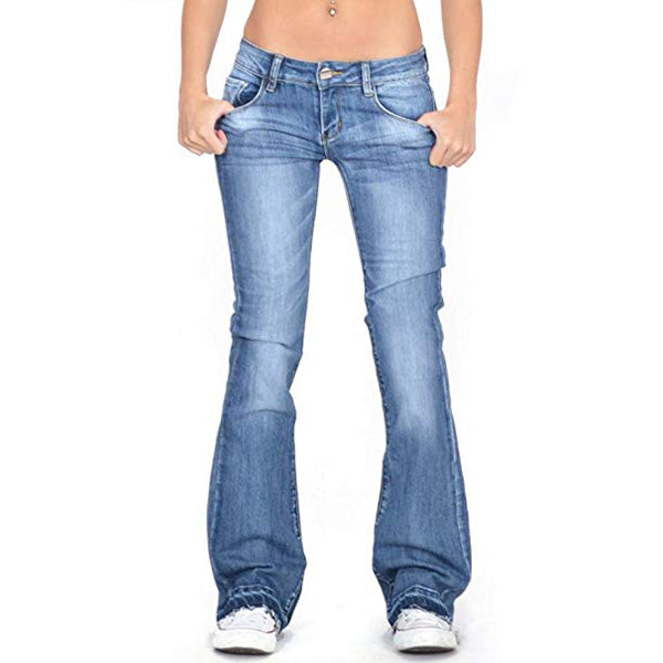 Jeans bootcut de talle bajo con extremos deshilachados y desteñidos