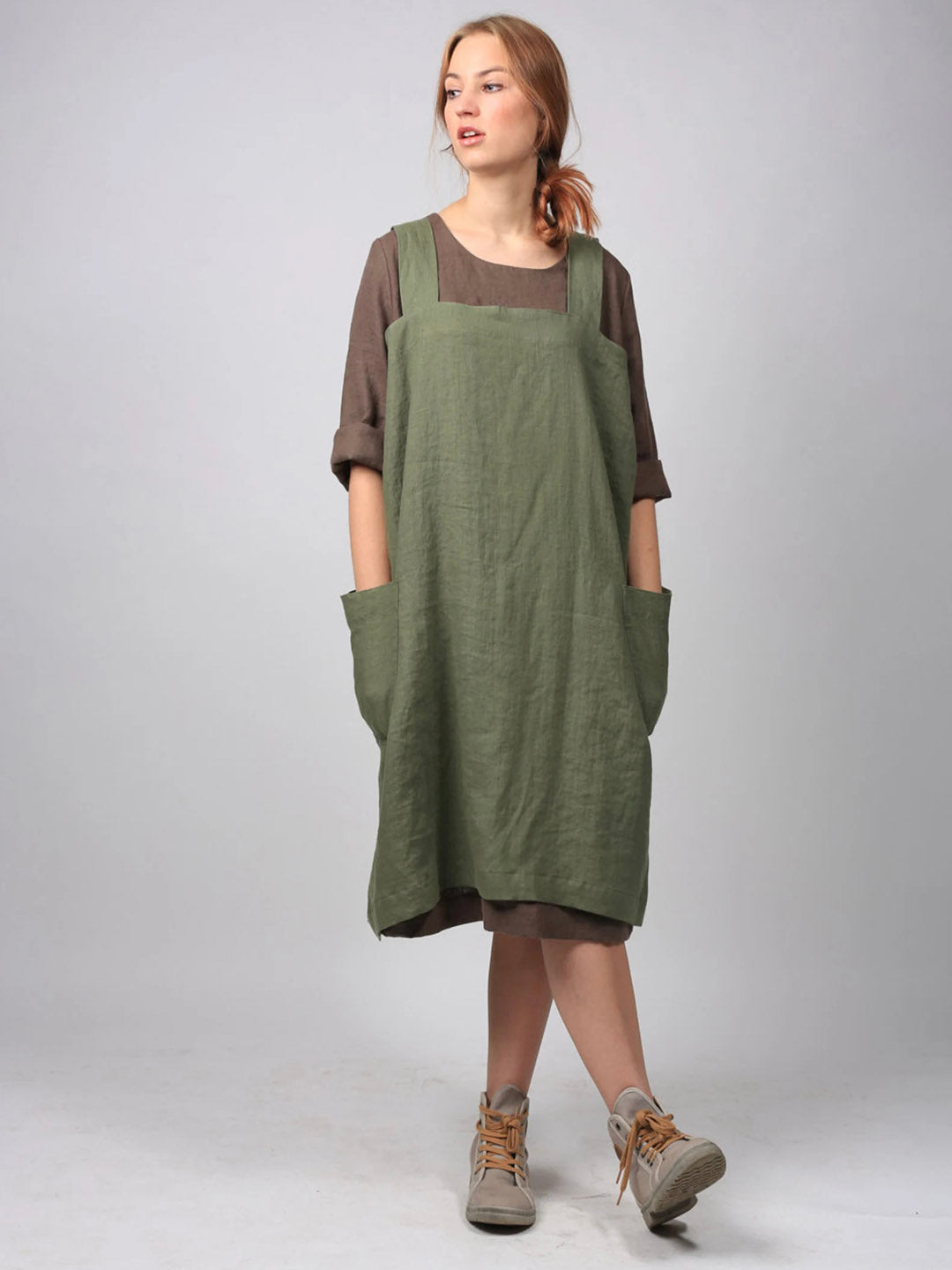 Square Cross Cotton and Linen Pinafore Apron with Deep Pockets